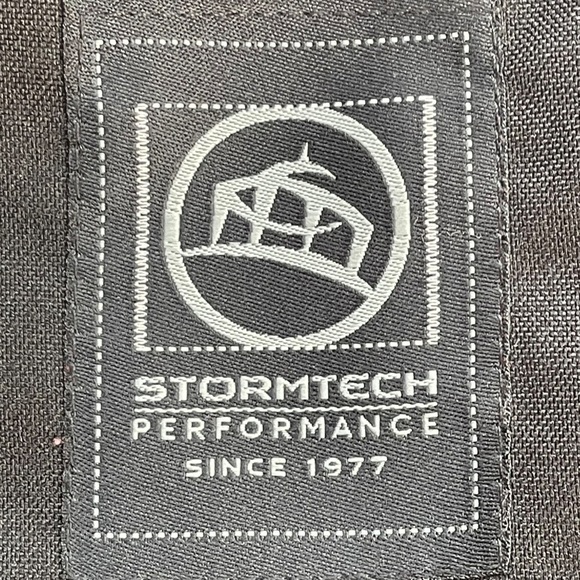 Stormtech Men’s Black Mock Neck Zip Up Coat - Picture 9 of 11